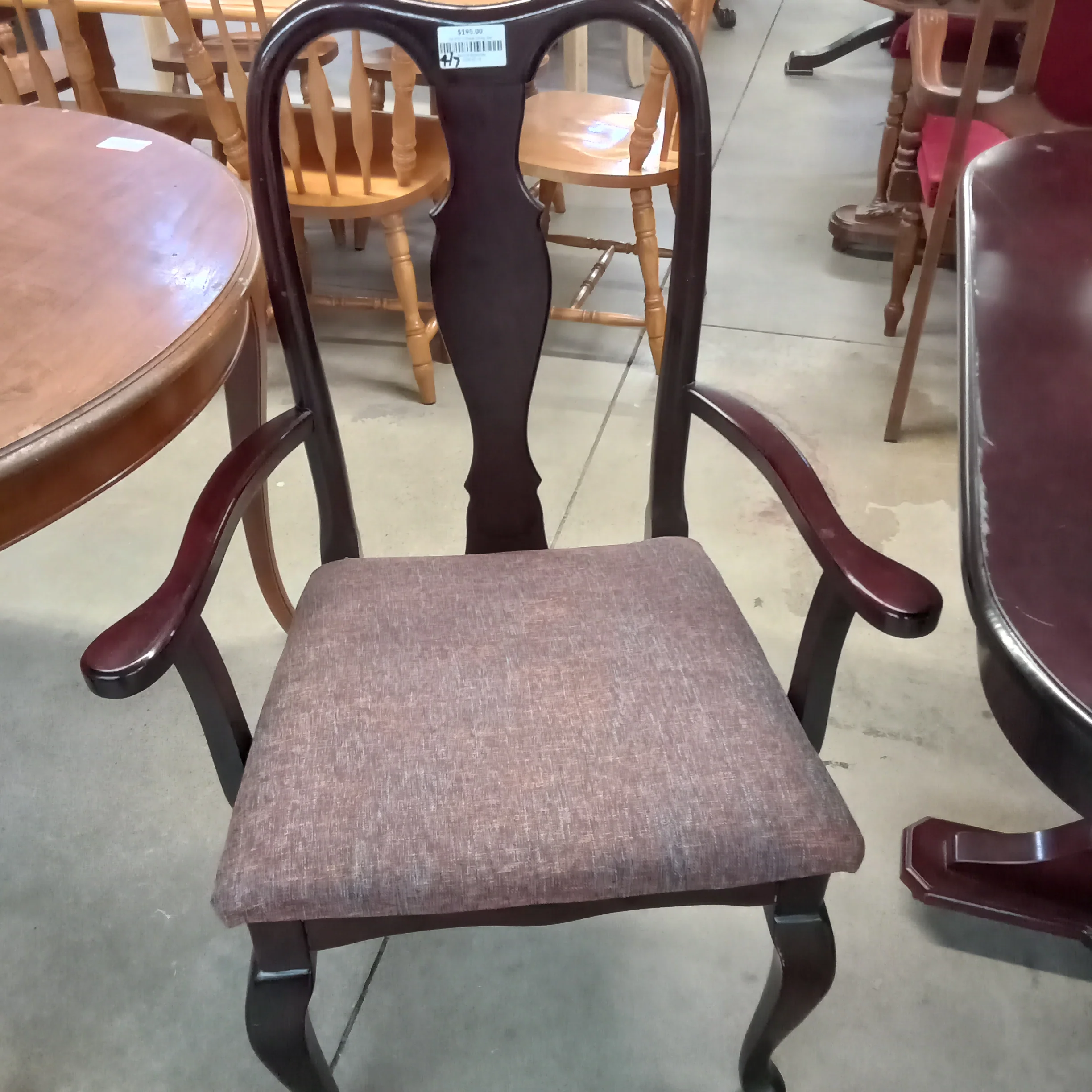 64.5"W 7-Piece Dining Set - Image 7