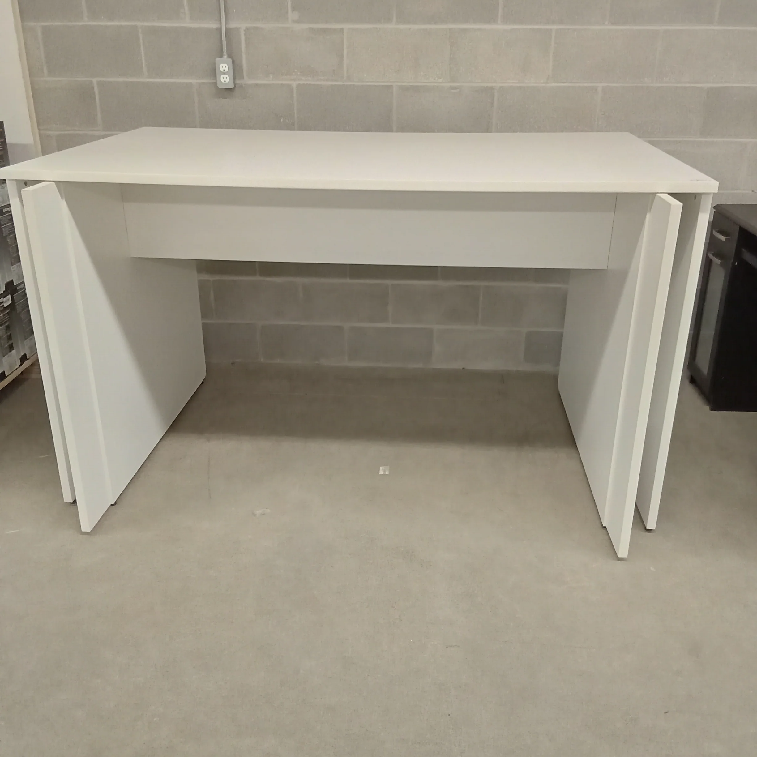 Collaborative Table - Image 2