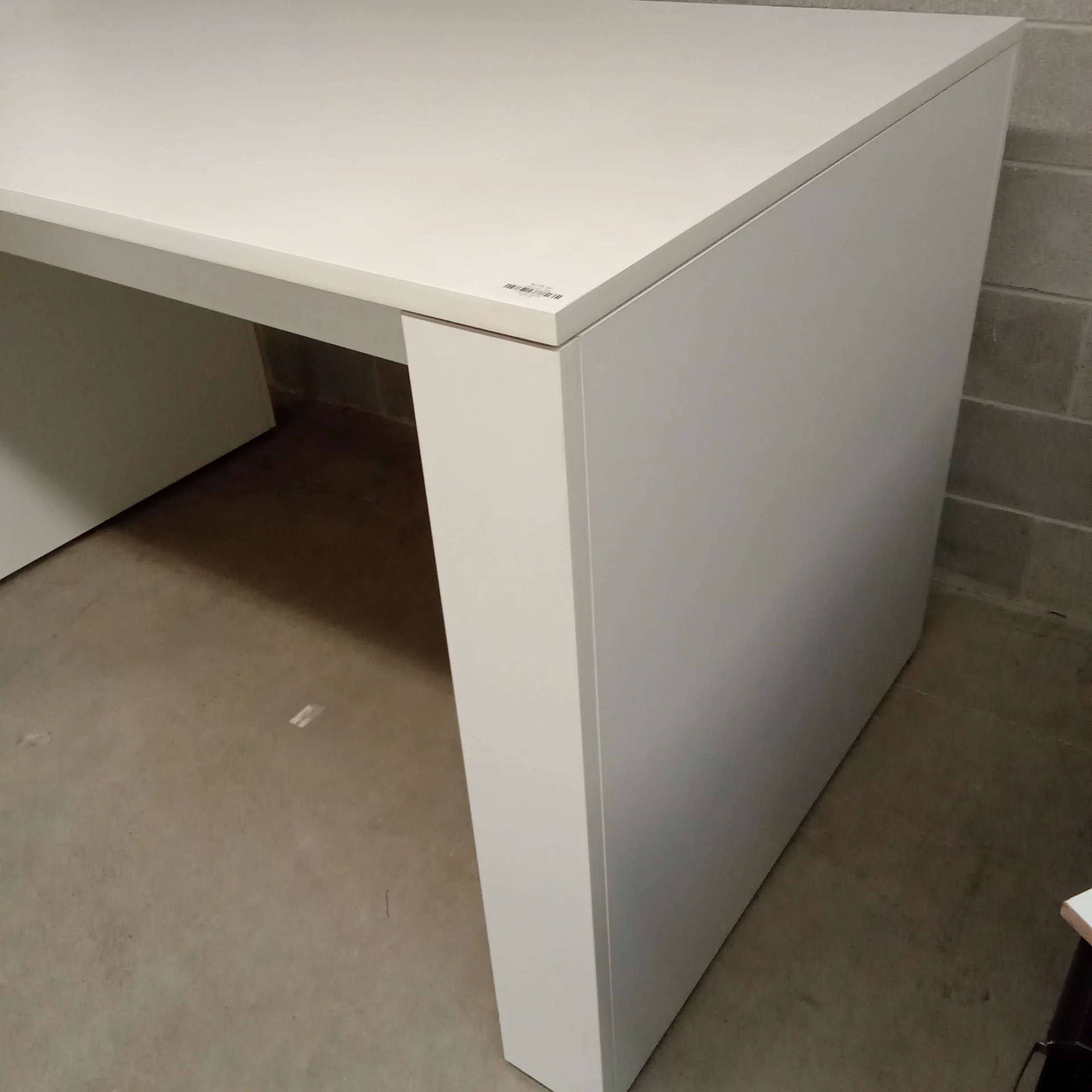 Collaborative Table - Image 4