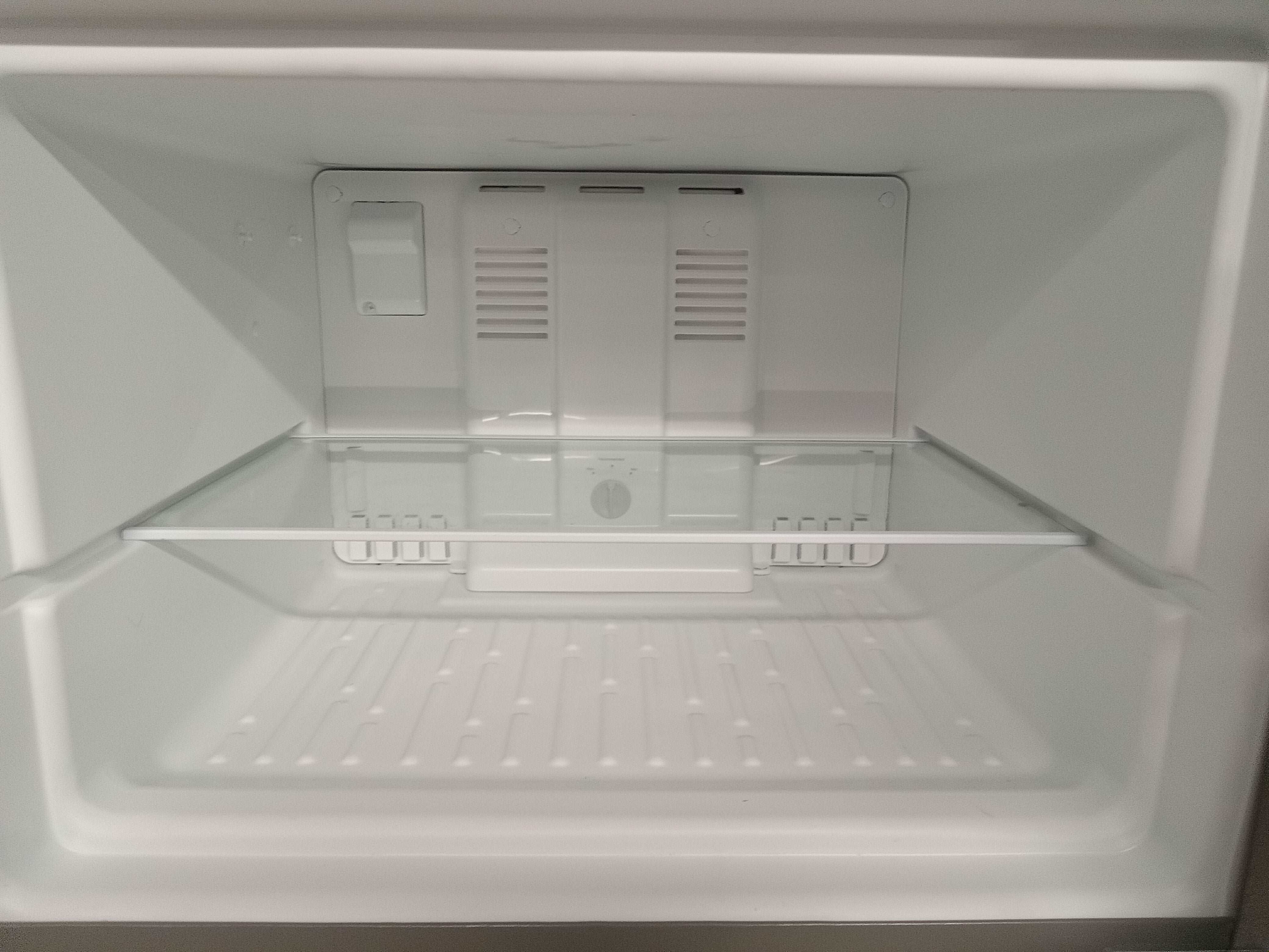 29.75"W Stainless Steel Whirlpool Top Mount Refrigerator - Image 3