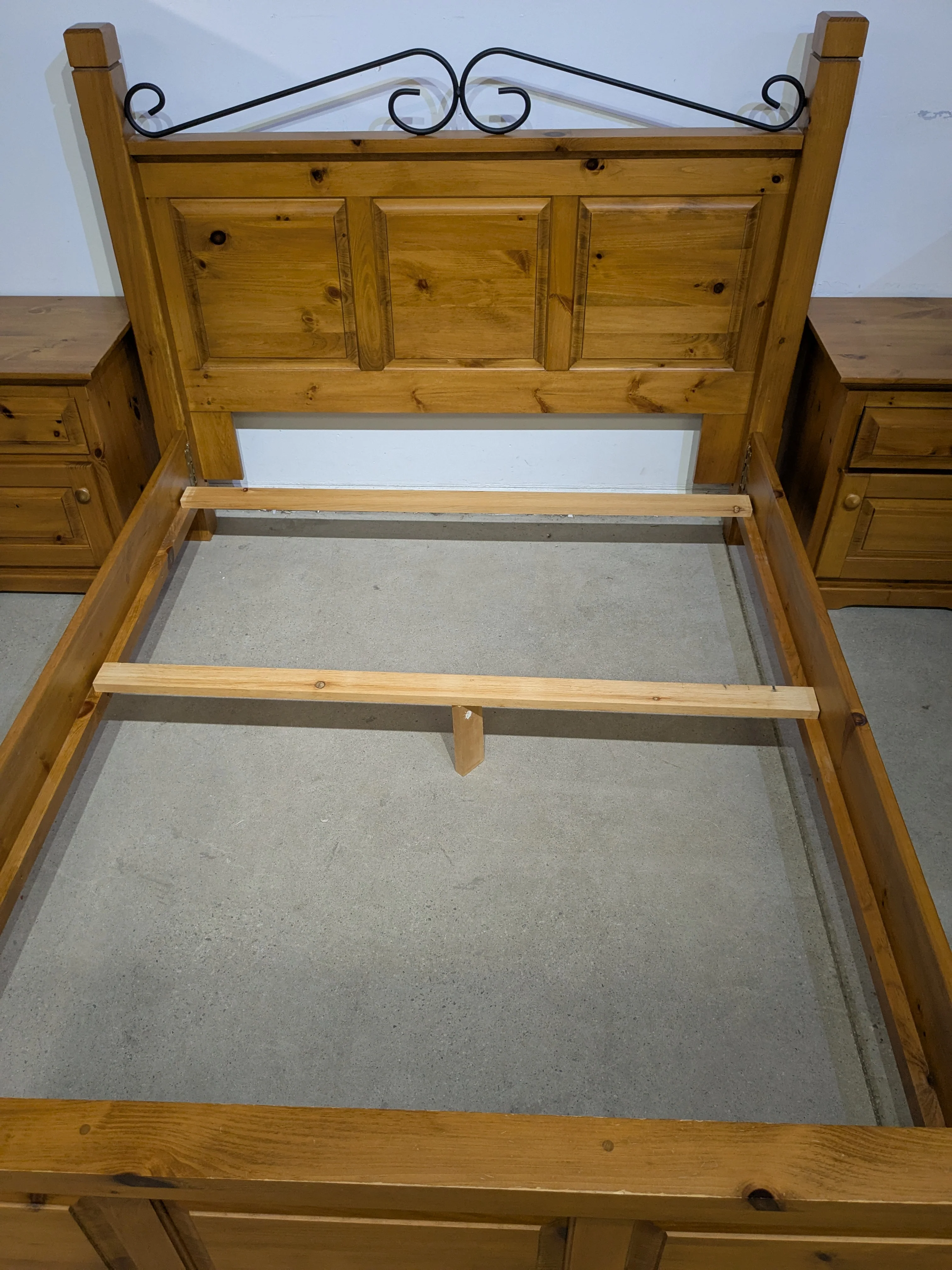 Country Style Pine Double Bed Frame - Image 2