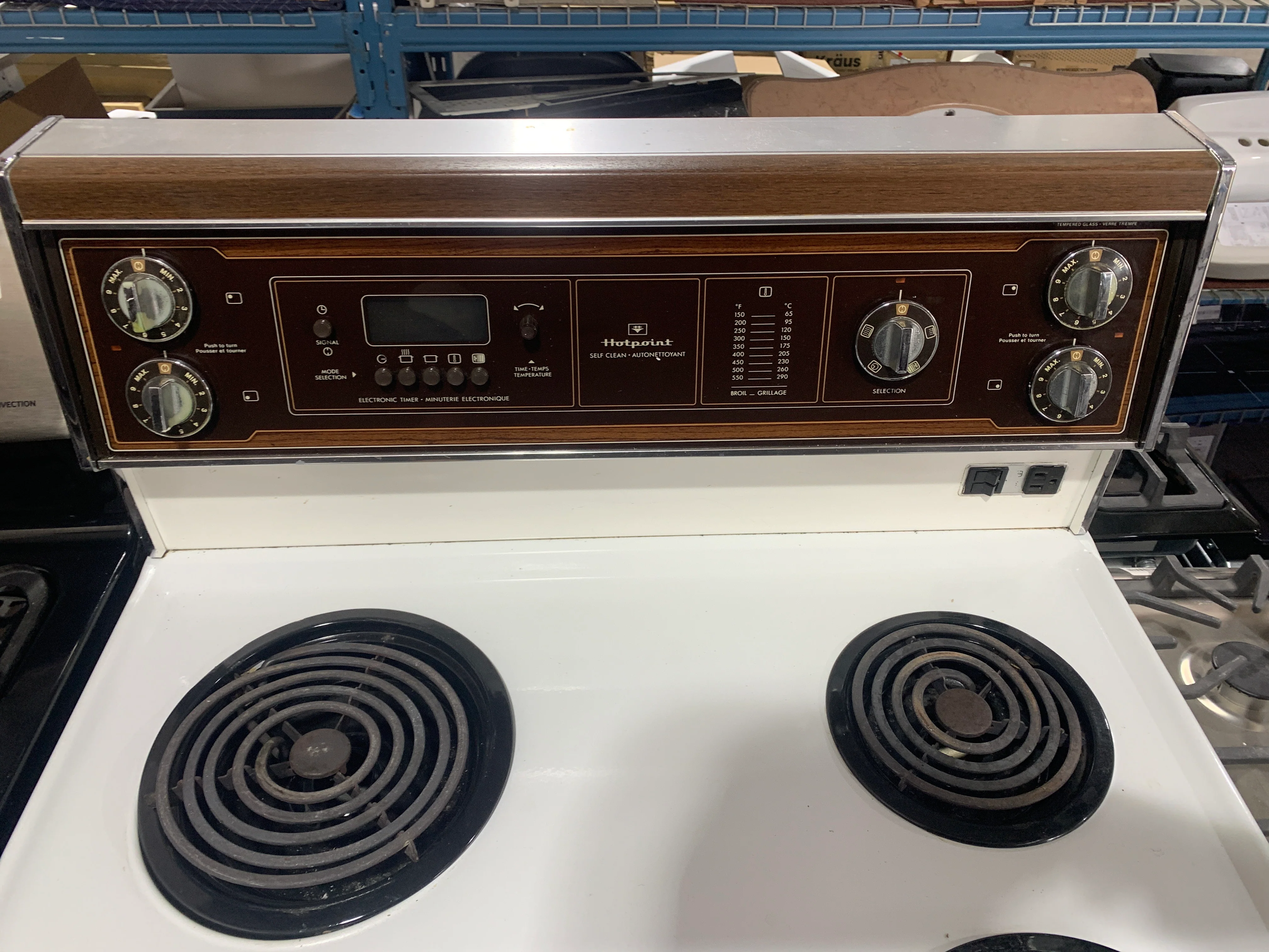 Freestanding Electric Range #AM9 - Image 2