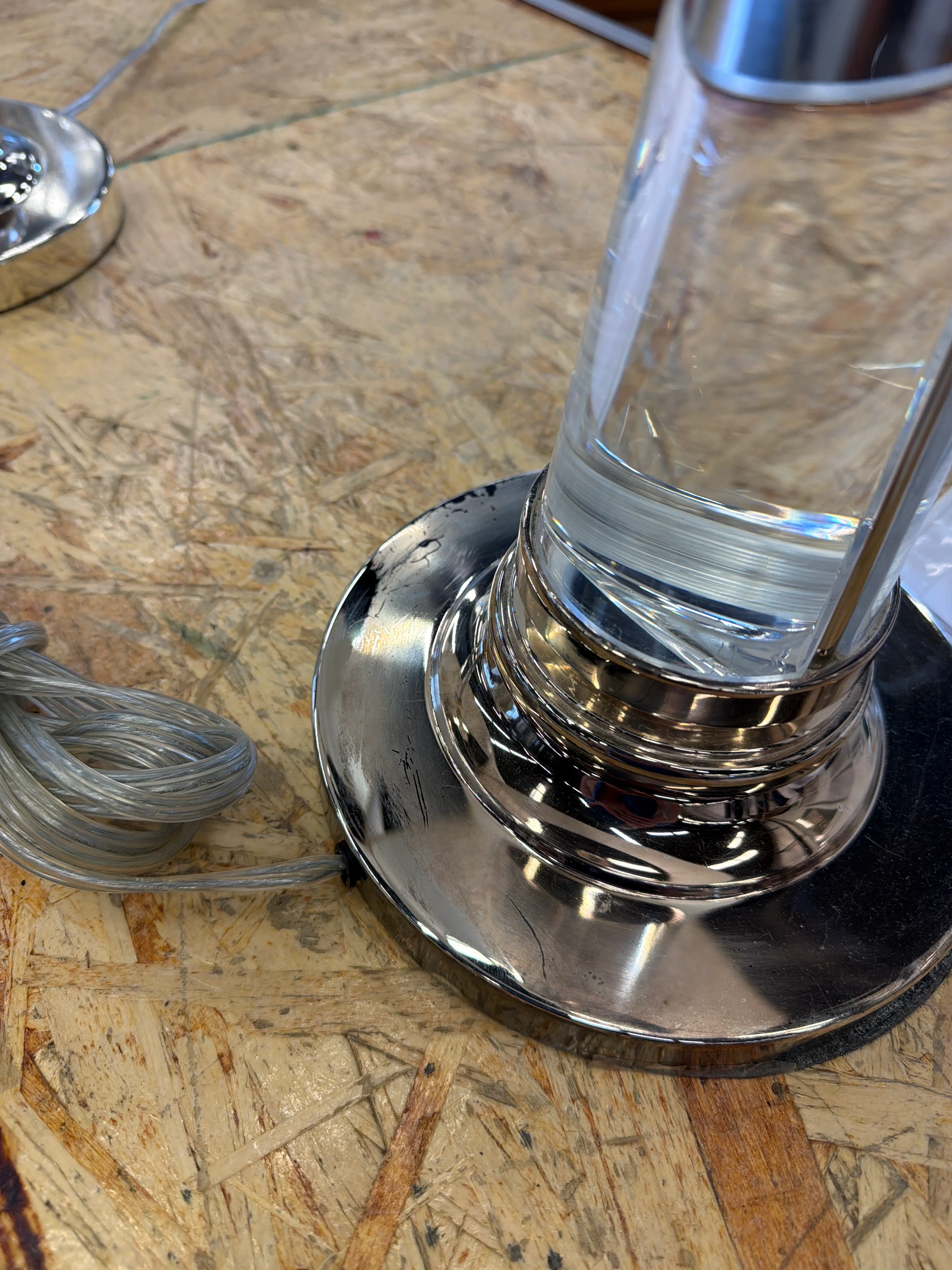 Oneida Lucite & Chrome Base Table Lamp - Image 2