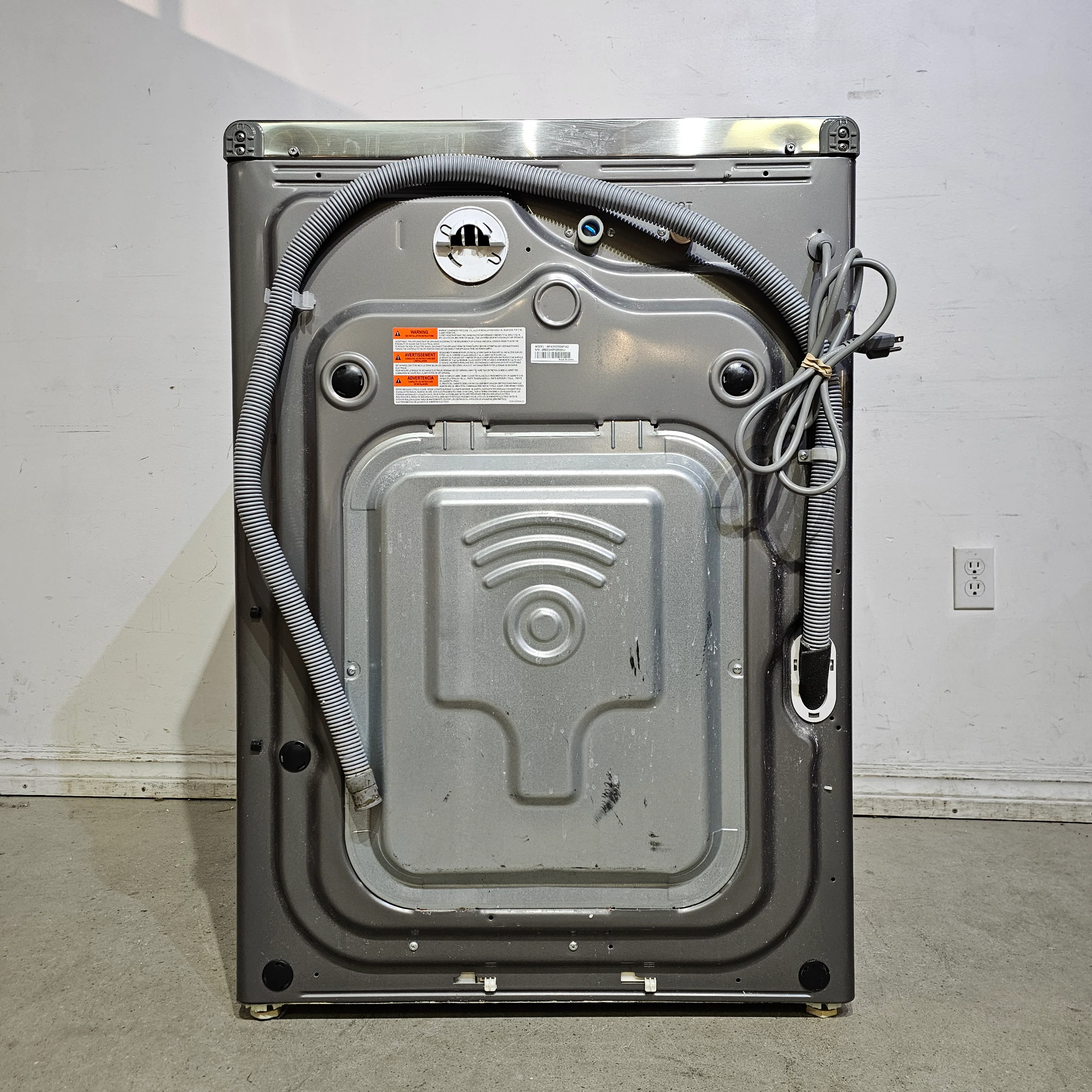 Samsung Condo Sized Washing Machine - Image 6