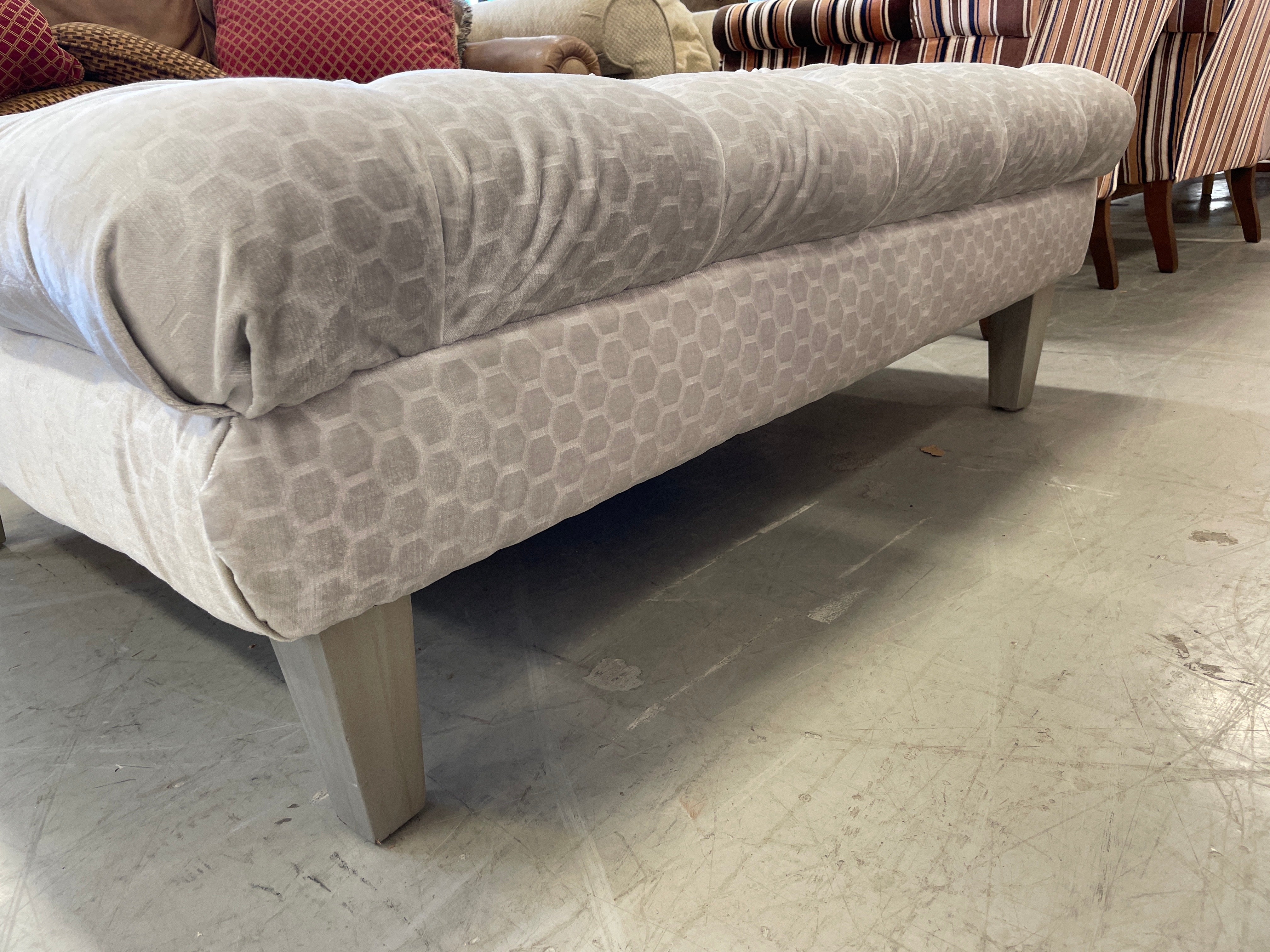 Silver Ottoman - Image 4